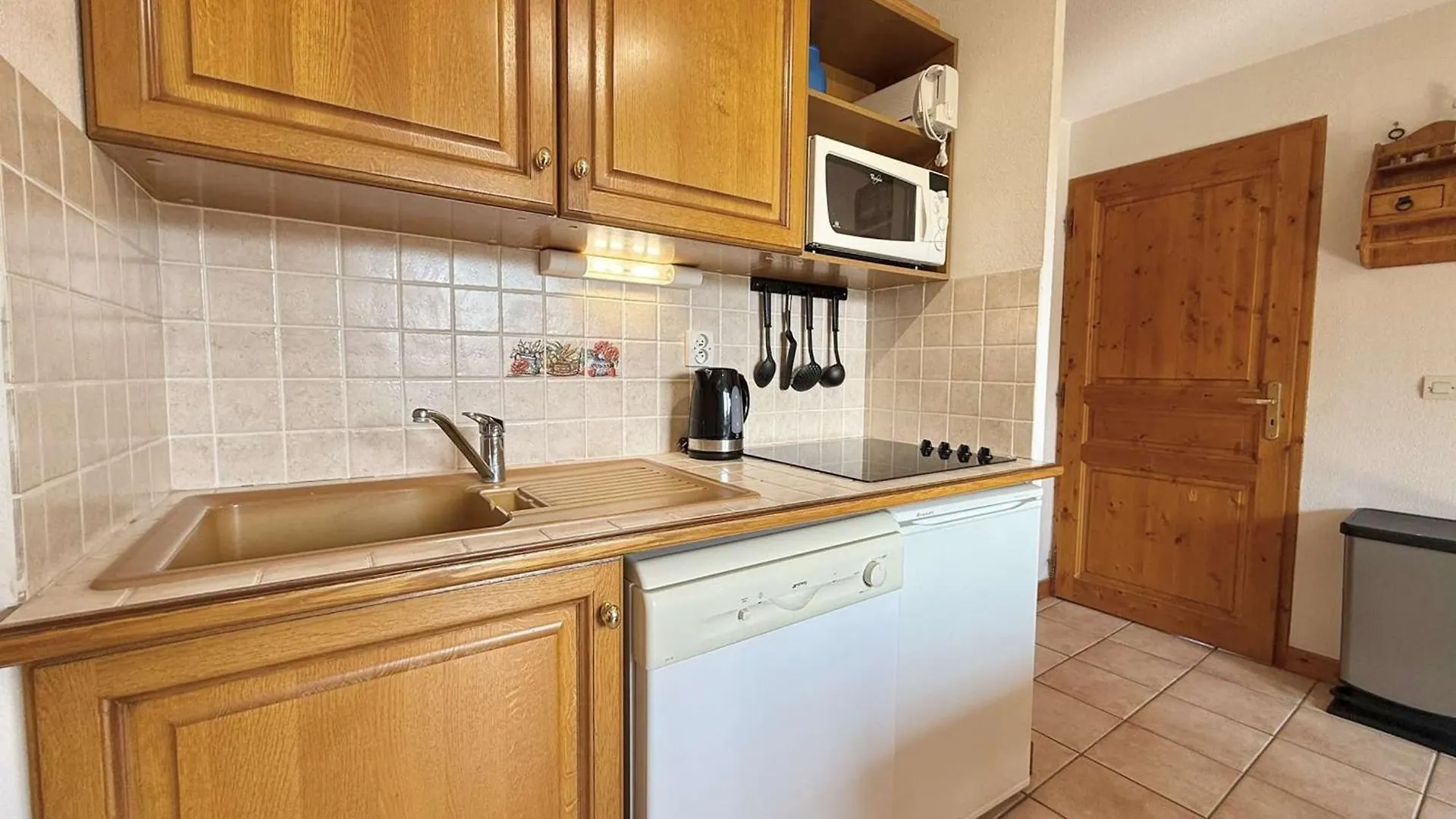 Διαμέρισμα Spacieux 3 Pieces A Praz-Sur-Arly, Balcon Sud-Ouest, Garage, Proche Centre Et Remontees Mecaniques - Fr-1-603-16
